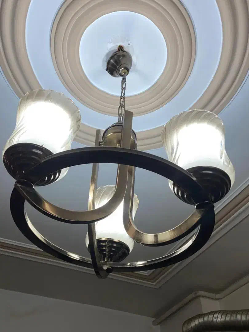 لوستر ۳ عدد|لوستر و چراغ آویز|شیروان (خراسان), |دیوار