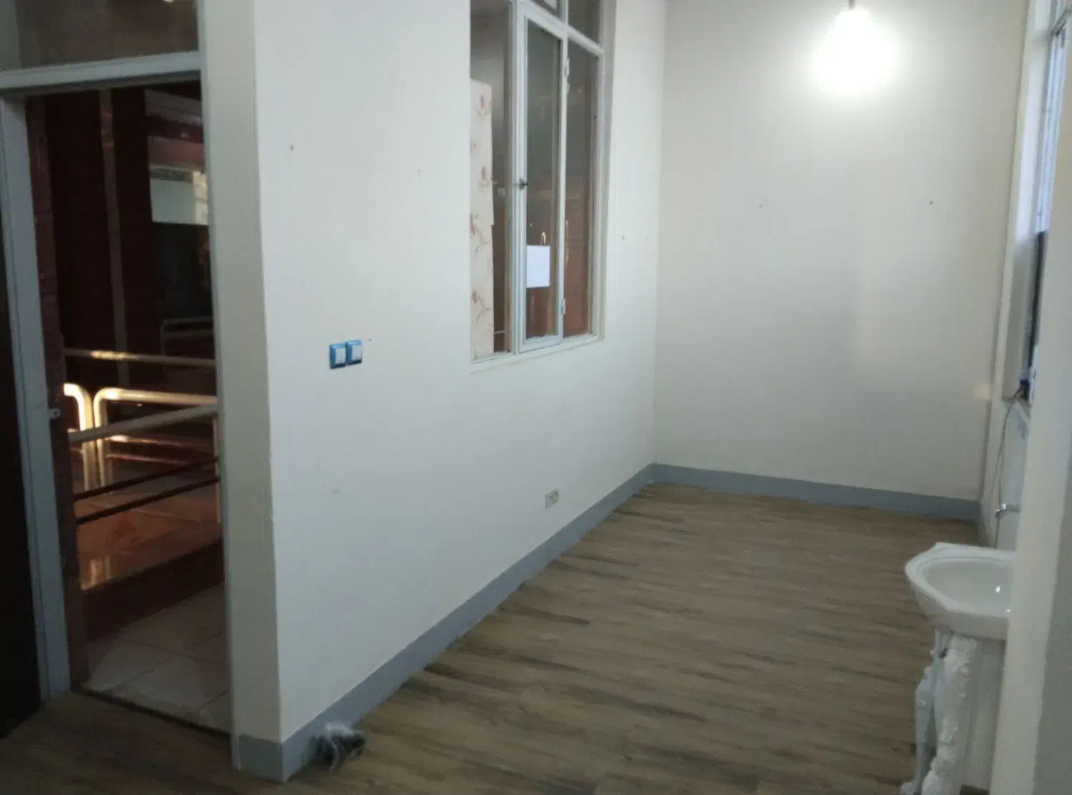 اجاره مغازه یا دفتر  اداری تجاری|اجارهٔ دفتر کار، اتاق اداری، مطب|فولادشهر, A4|دیوار