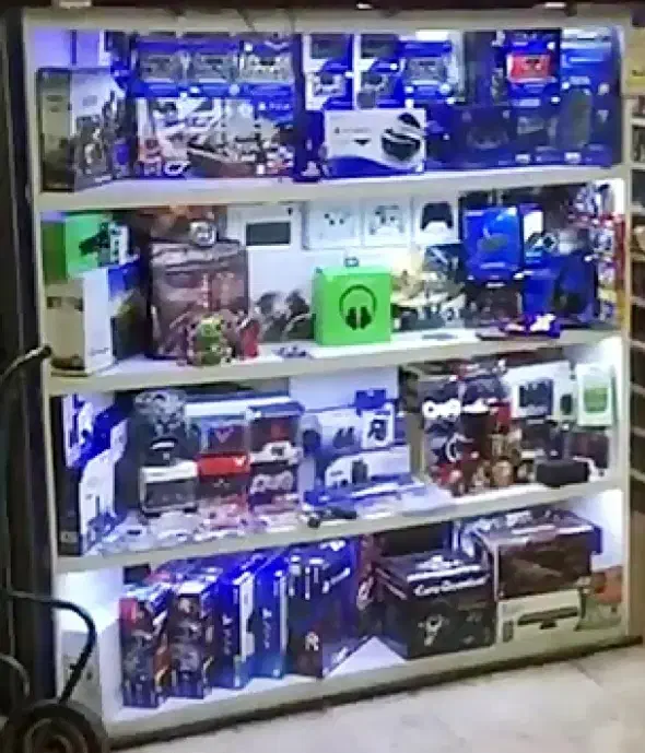 نیروی آقا انبار گیمینگ|استخدام خدمات فروشگاه و رستوران|تهران, حسنآباد|دیوار