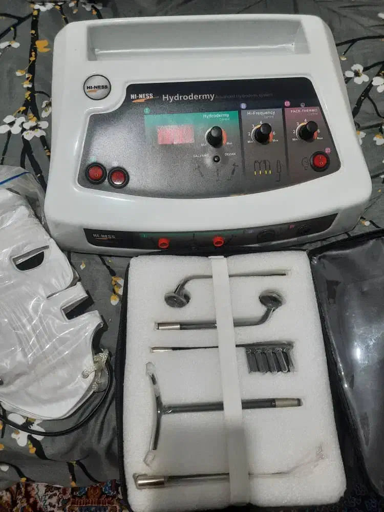 هیدرودرمی آبرسانی پوست و مو|آرایشی، بهداشتی، درمانی|یاسوج, |دیوار