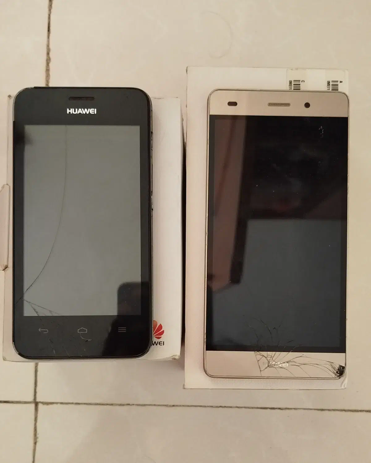 دو عدد گوشی هواوی (p8 lite و y320 u30)|موبایل|پردیس, فاز ۱|دیوار