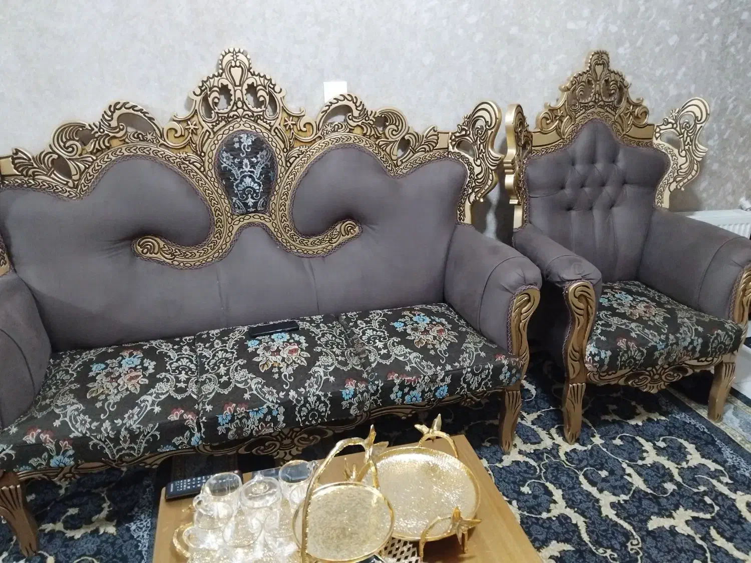 مبلمان ۷ نفره سلطنتی|مبلمان خانگی و میز عسلی|بومهن, |دیوار