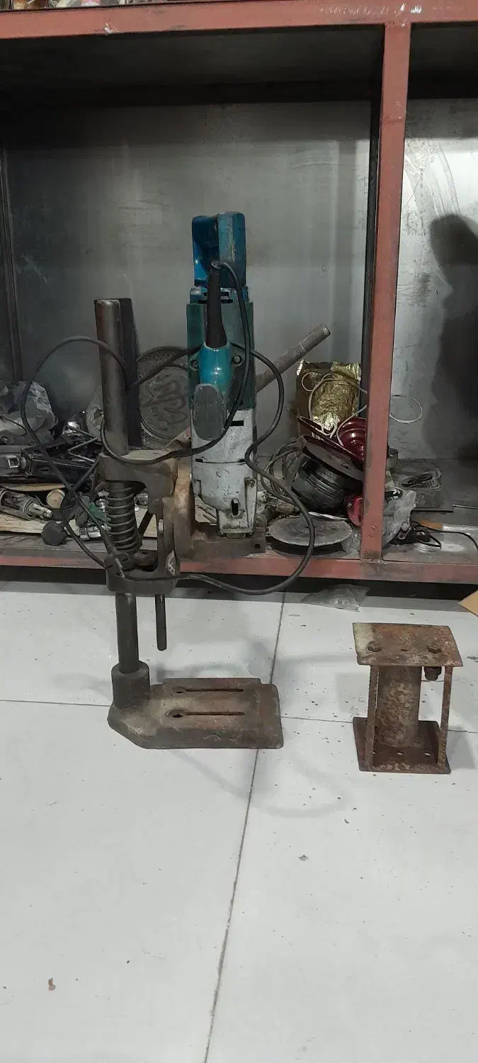 دریل بوش آلمان ۱۱۲۱ با پایه|ابزارآلات|پرند, فاز ۲|دیوار