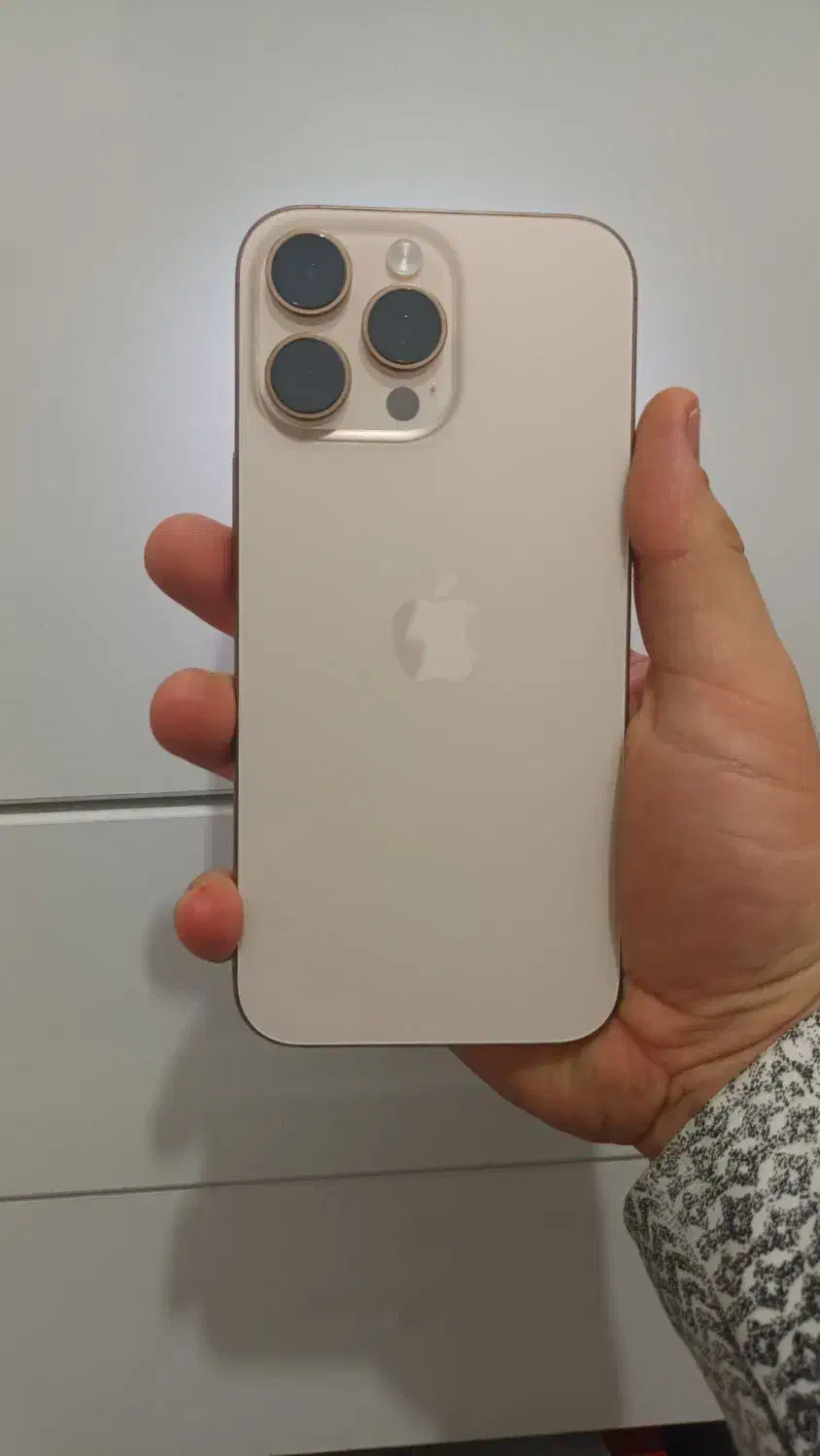 ۱۶پرومکس ۲۵۶ zaa گارانتی دار|موبایل|ارومیه, |دیوار