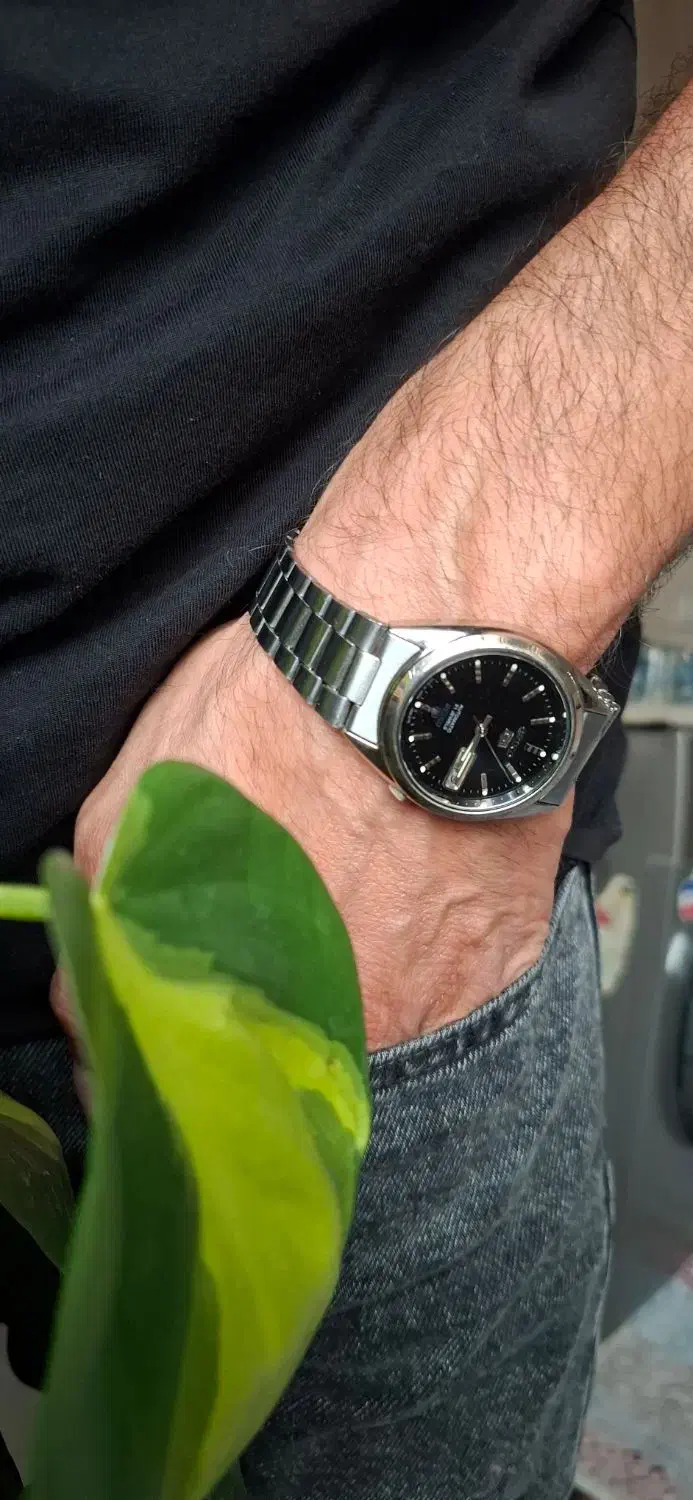 سیکو ۲۱ جواهر نو|ساعت|رباط‌کریم, رباط‌کریم|دیوار