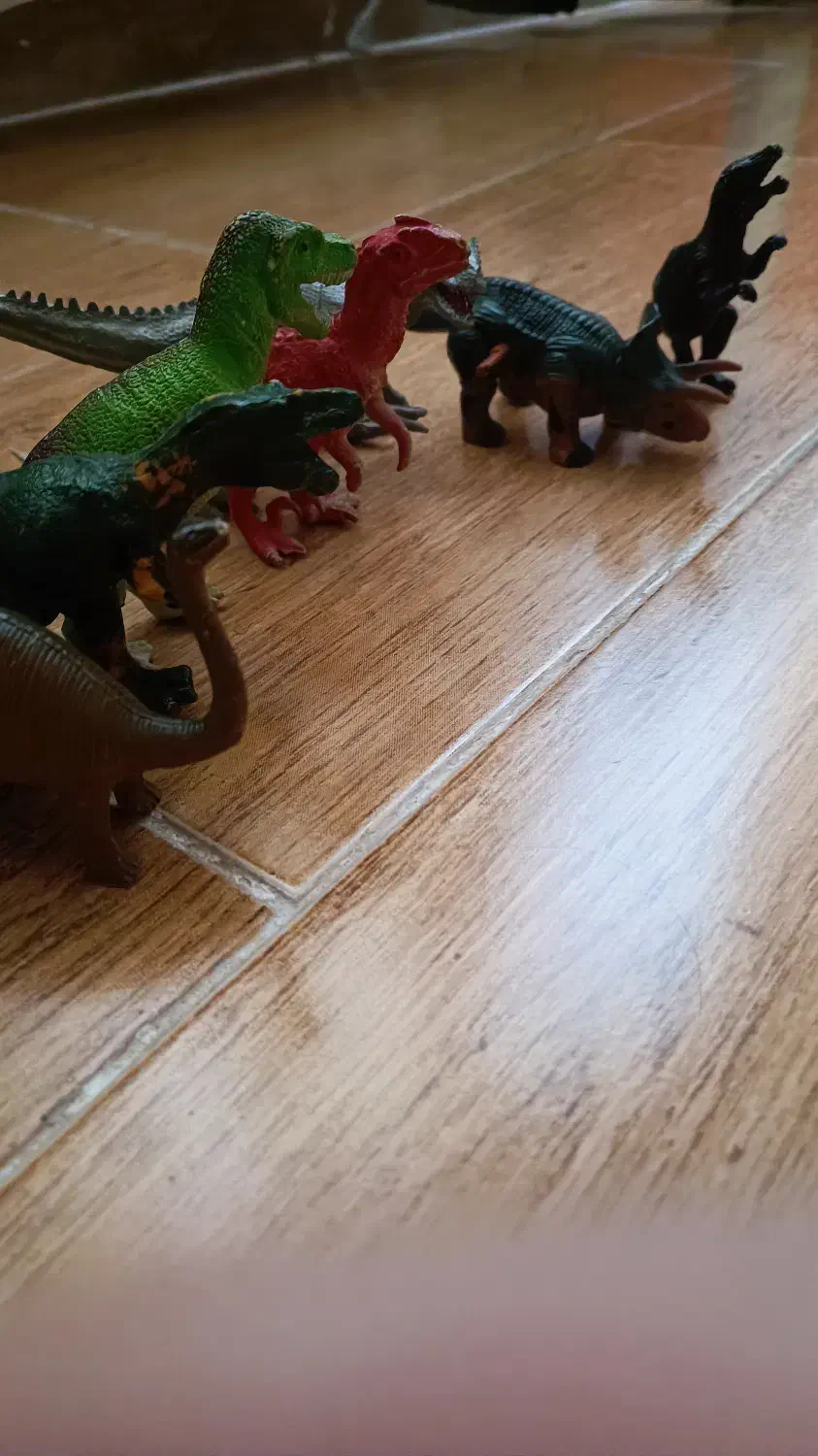 فیگور های دایناسور|اسباببازی|آمل, |دیوار