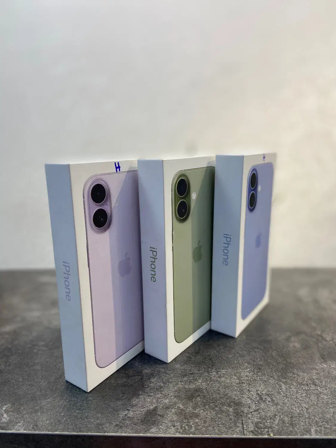 فروش ومعاوضه اقساطیiPhone17رنگ بندی فقط چکتوبیار|موبایل|اصفهان, احمدآباد|دیوار