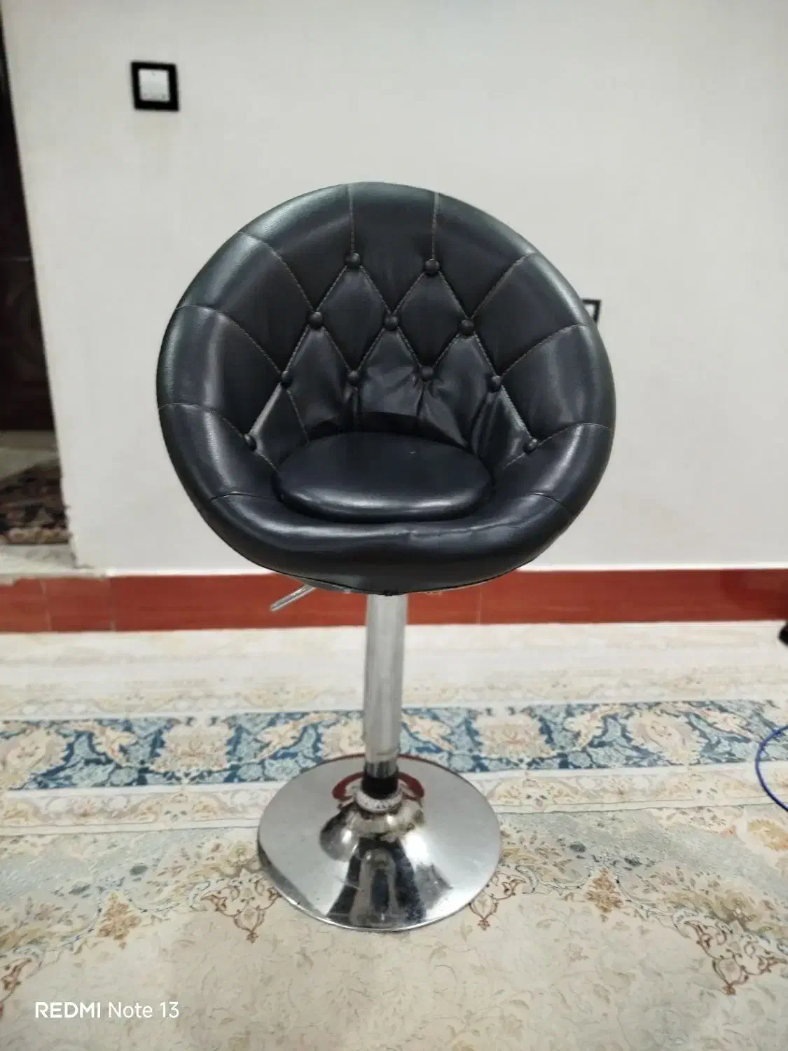 صندلی‌ اُپن|صندلی و نیمکت|کوهدشت, |دیوار