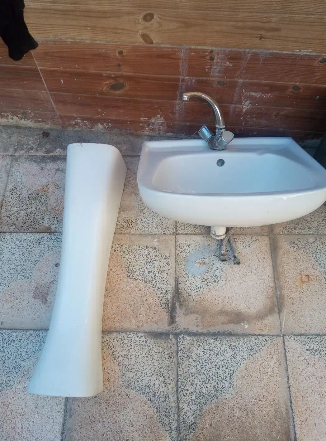 روشویی با شیر آب|لوازم سرویس بهداشتی|شیراز, شهدای شهرک سعدی|دیوار