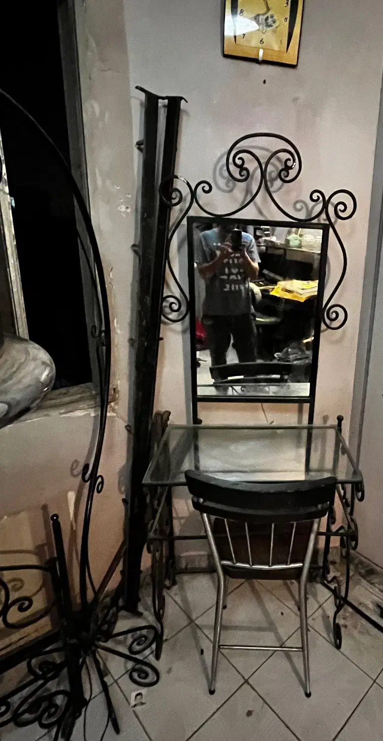 تخت فرفوژه با ست اینه و ابژور|تخت و سرویس خواب|تهران, گیشا|دیوار