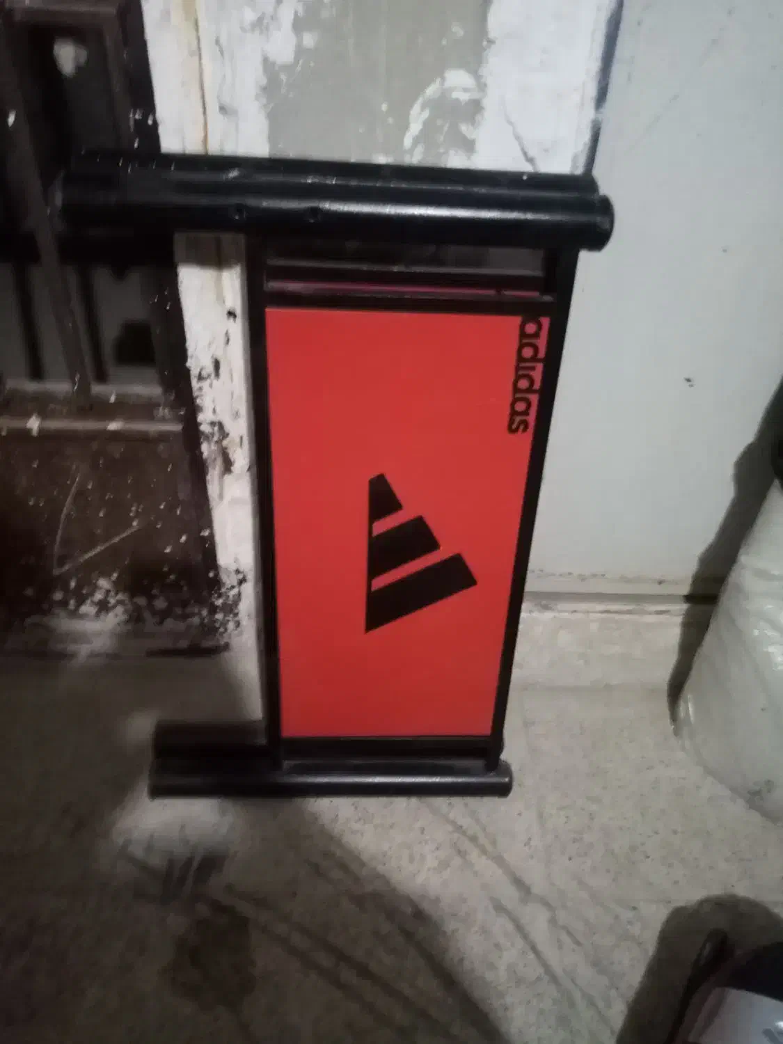 تختهای  یک  نفره|تخت و سرویس خواب|مهاجران, |دیوار