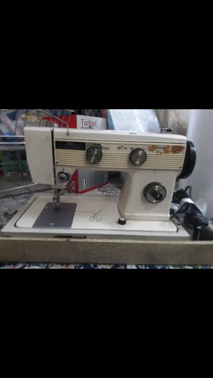 چرخ خیاطی ویکتوریا اصل ژاپن|چرخ خیاطی و ریسندگی|محمدشهر, محمدشهر|دیوار