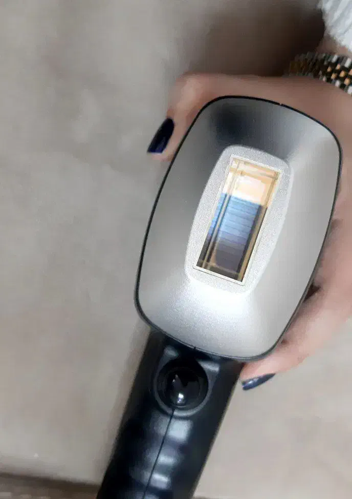 فروش فوری دستگاه لیزر|آرایشی، بهداشتی، درمانی|اهواز, زیتون کارمندی|دیوار