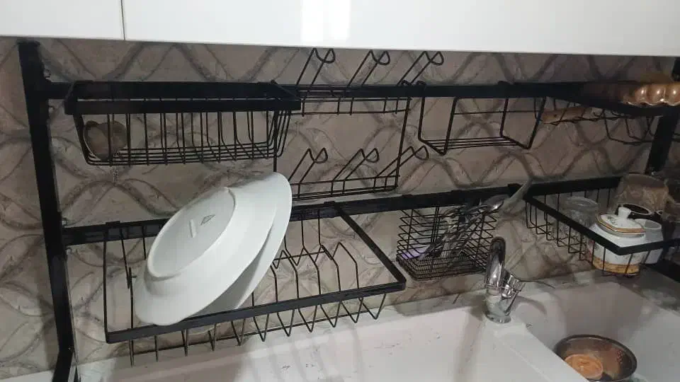 آبچکان پشت پنجره ای ورومیزی|آب‌چکان و نظم‌دهنده ظروف|مشهد, کوی دروی|دیوار