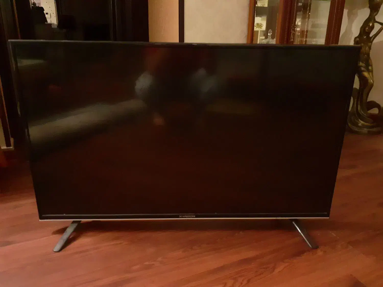 تلویزیون ایکس ویژن|تلویزیون و پروژکتور|سمنان, |دیوار