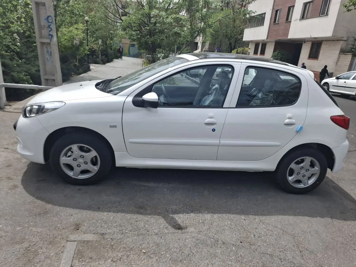 پژو207 اتومات پانامرا مدل 1403 رنگ سفید|خودرو سواری و وانت|تهران, خواجه نظام الملک|دیوار