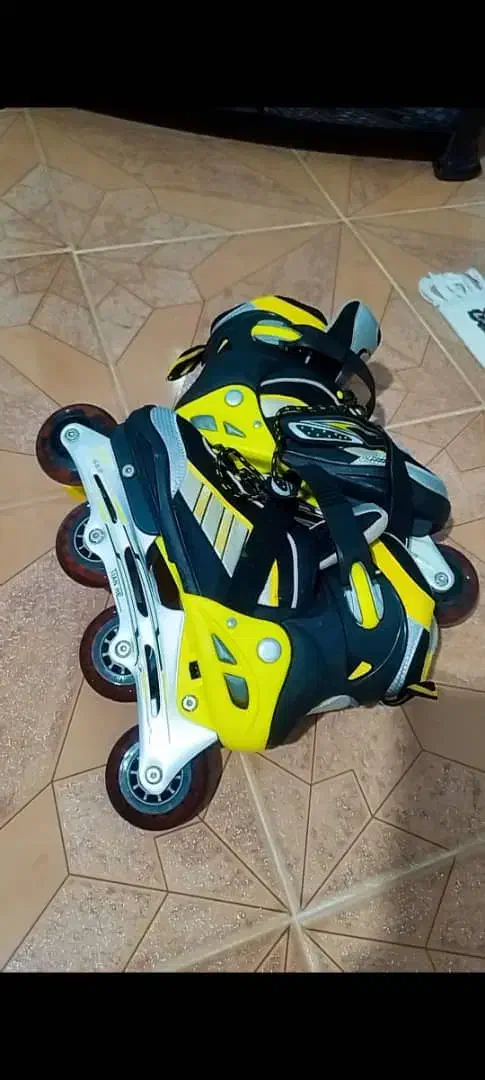 اسکیت کاملن سالم تمیز|دوچرخه، اسکیت، اسکوتر|چالوس, |دیوار