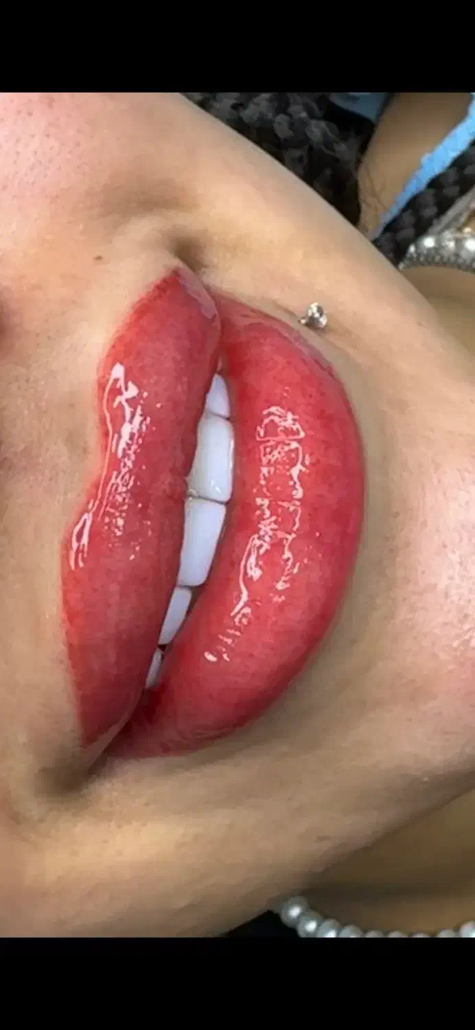 مدل ابرو و خط چشم و شیدینگ|خدمات آرایشگری و زیبایی|رشت, حاجی آباد|دیوار