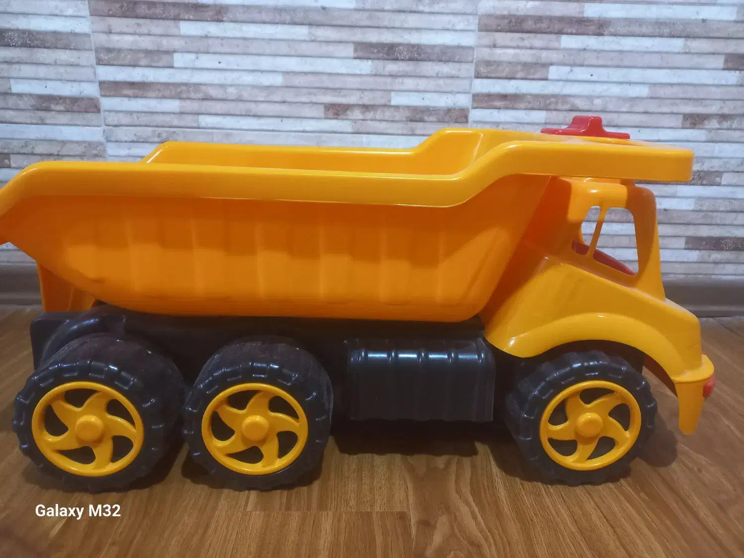 ماشین اسباب بازی|اسباببازی بچه|ایلام, |دیوار