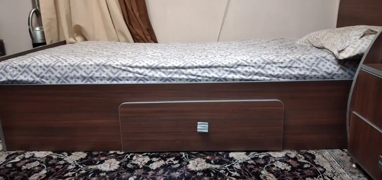 تخت یکنفره|تخت و سرویس خواب|تهران, مینیسیتی (شهرک نفت)|دیوار