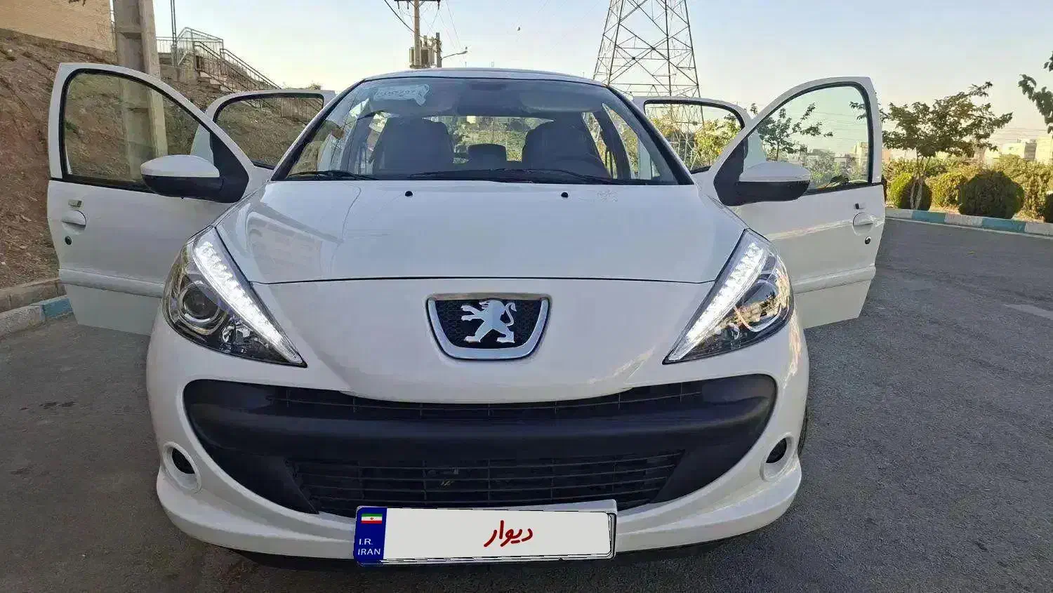 207 TU5 پانوراما 1403|خودرو سواری و وانت|همدان, |دیوار