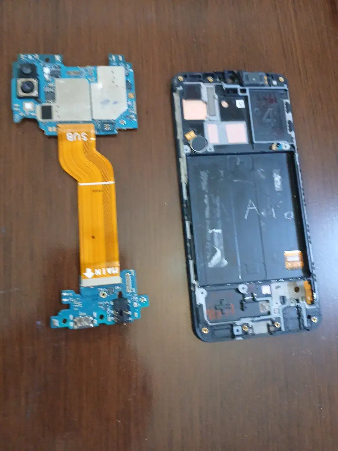 طاچ و ال سیدی a40|موبایل|تهران, طرشت|دیوار