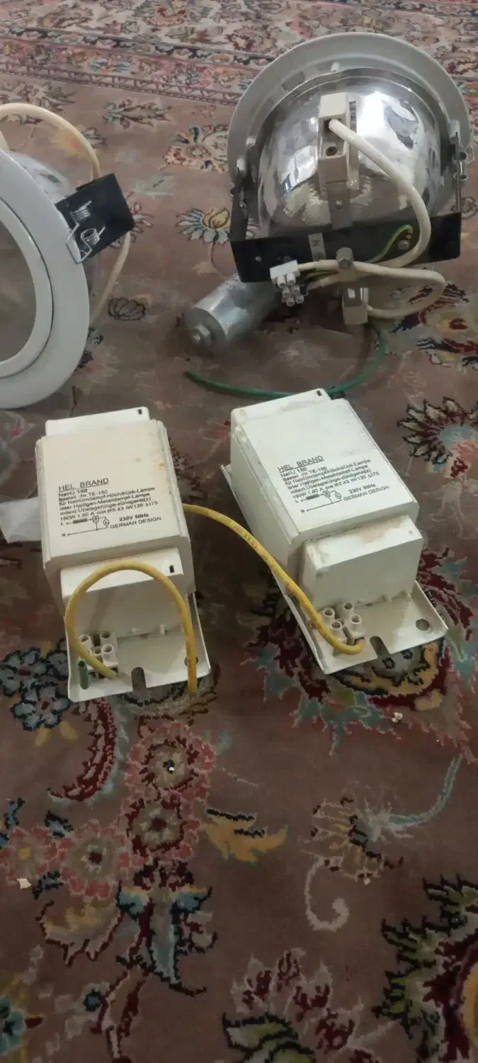 چراغ و ترانس|لامپ و چراغ|اهواز, ۲۵۴دستگاه|دیوار