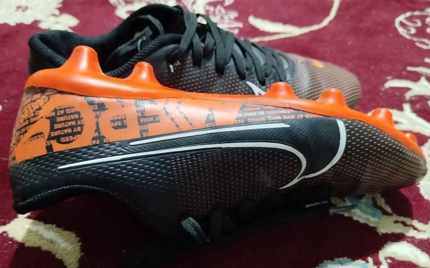 کفش فوتبال|کیف، کفش، کمربند|قهدریجان, |دیوار