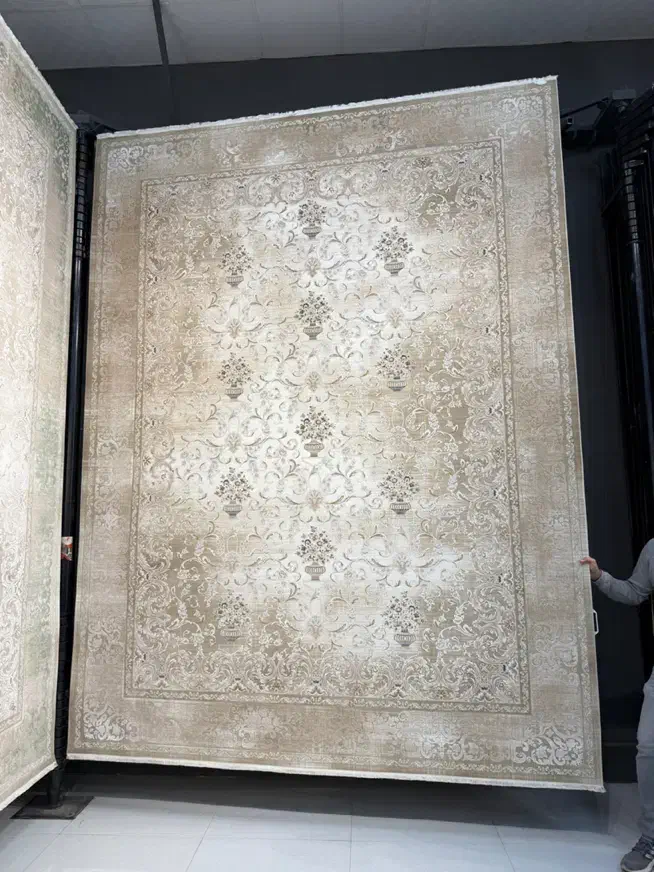فرش خاطره ماه تابان ۱۲۰۰شانه ۱۲متری لاکی|فرش|شیراز, زیباشهر|دیوار