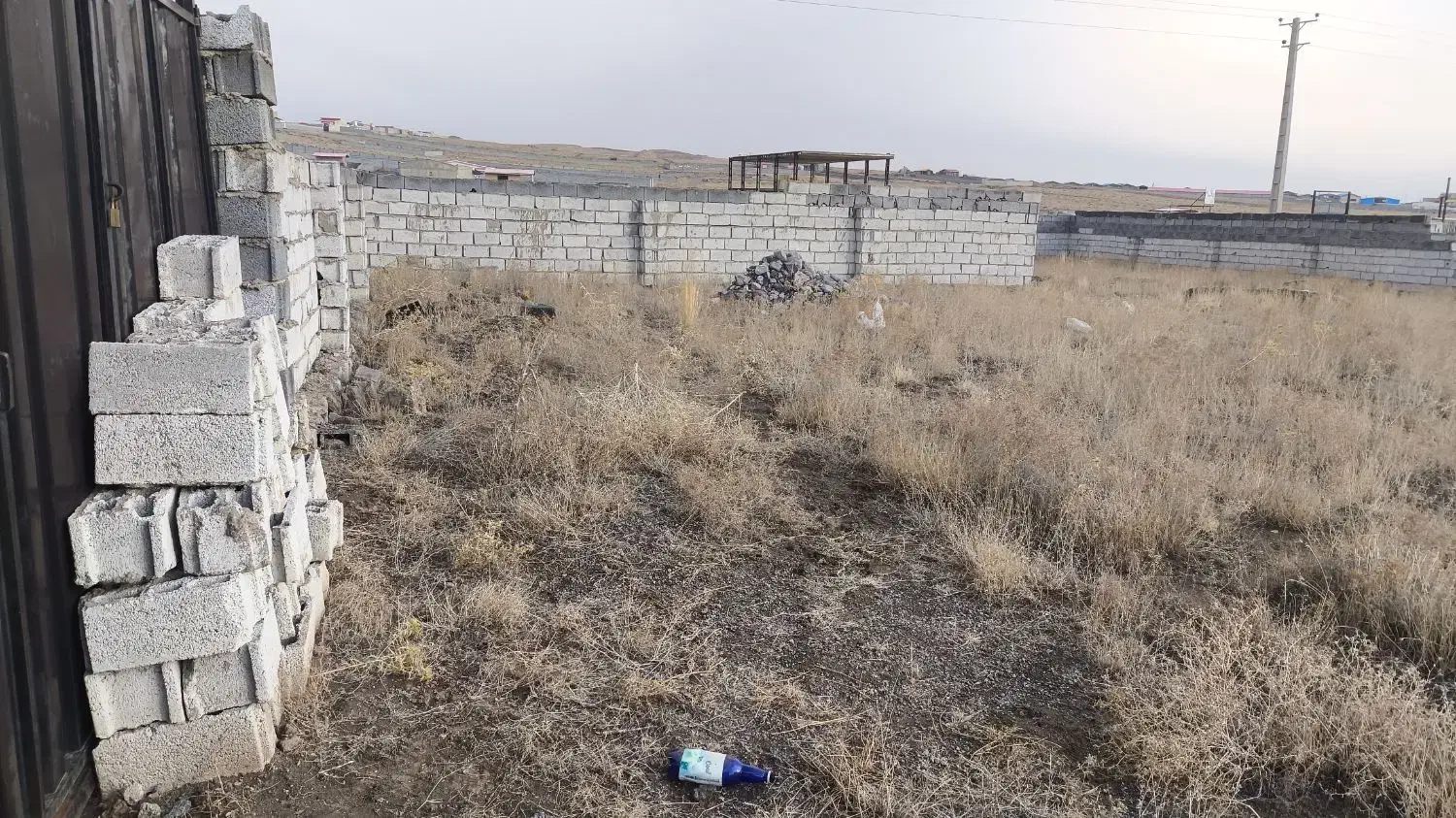 زمین باغ و برای سوله زدن در بر جاده امند|فروش زمین و ملک کلنگی|صوفیان, |دیوار