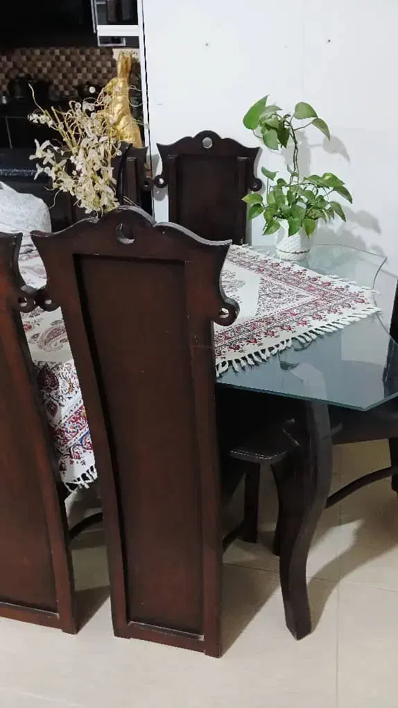 میز نهار خوری ۶ نفره|میز و صندلی غذاخوری|مرودشت, فاز دوم شهرک فرهنگیان|دیوار