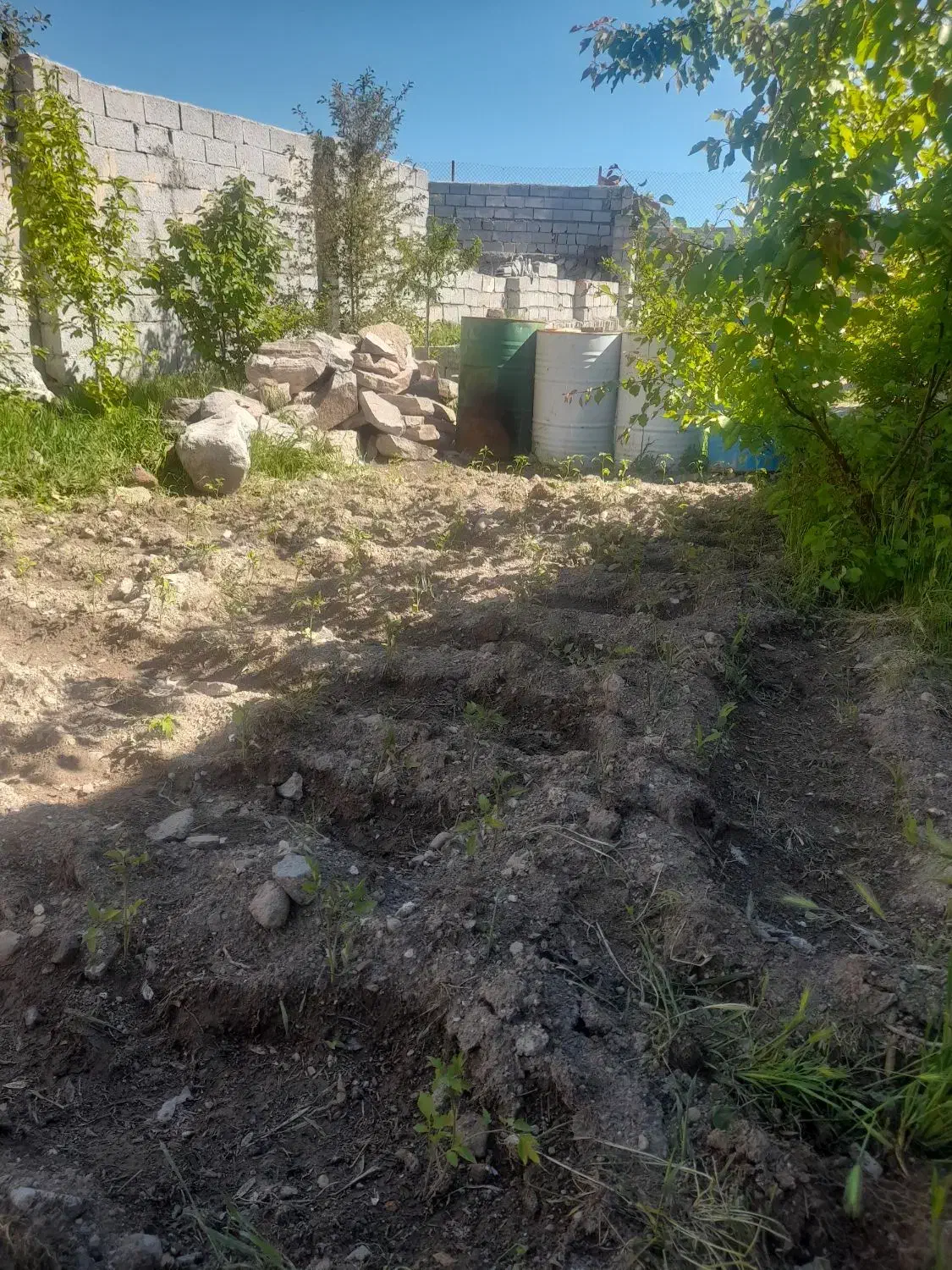 حیاط مسکونی ۲۰۰متر.درسعیداباد.تبریز|فروش زمین و ملک کلنگی|سراجو, |دیوار