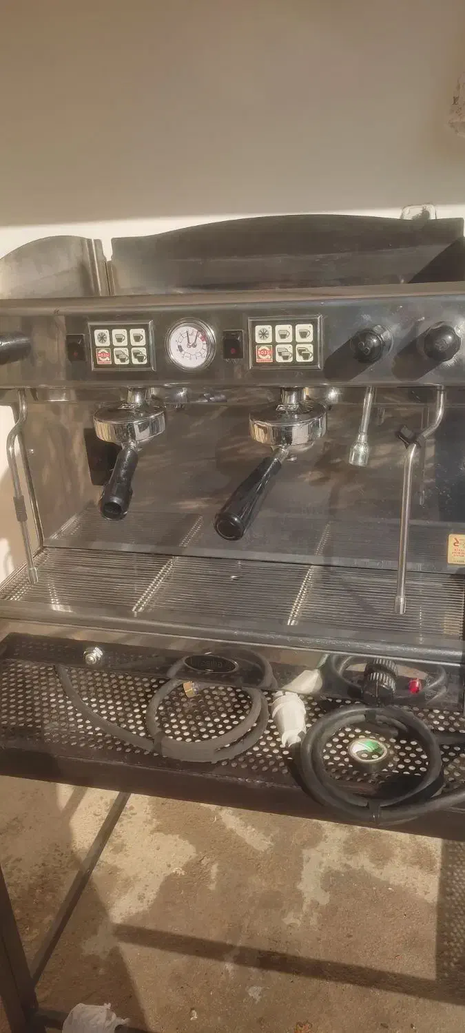 دستگاه اسپرسوساز صنعتی ایتالیایی|سماور، چای‌ساز، قهوه‌ساز|لاران, |دیوار