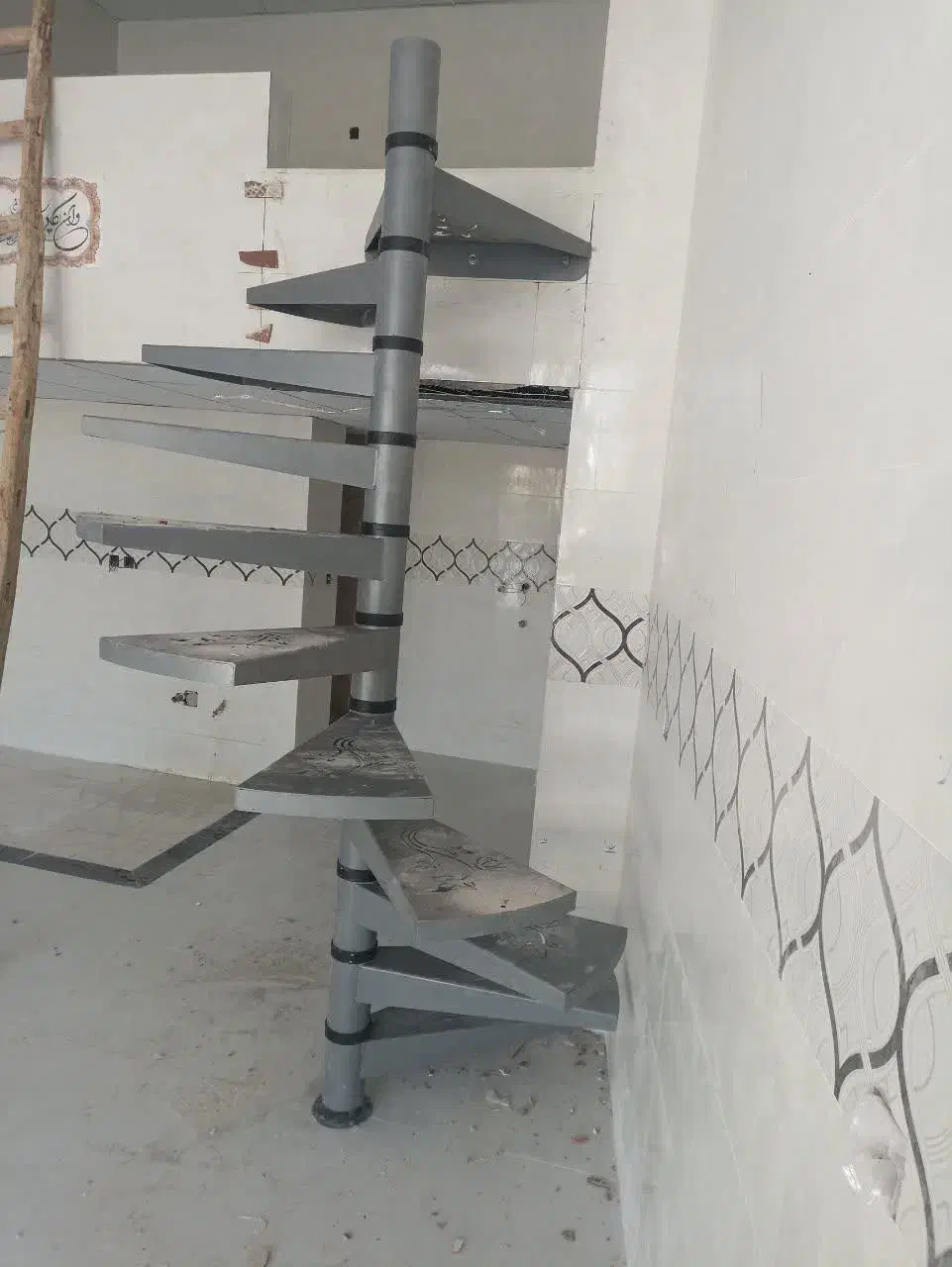 پله پیش ساخته ورقی معلق|خدمات پیشه و مهارت|یزد, |دیوار