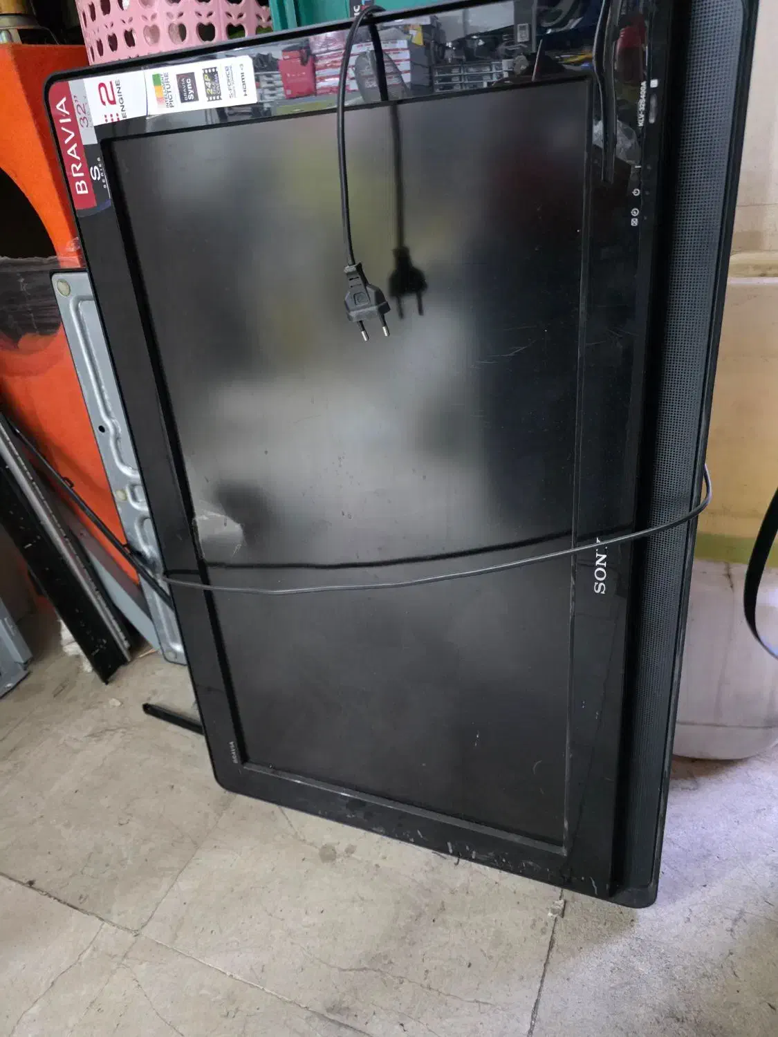 تلویزیون سونی ۲۴ اینچ|تلویزیون و پروژکتور|تهران, آهنگ|دیوار