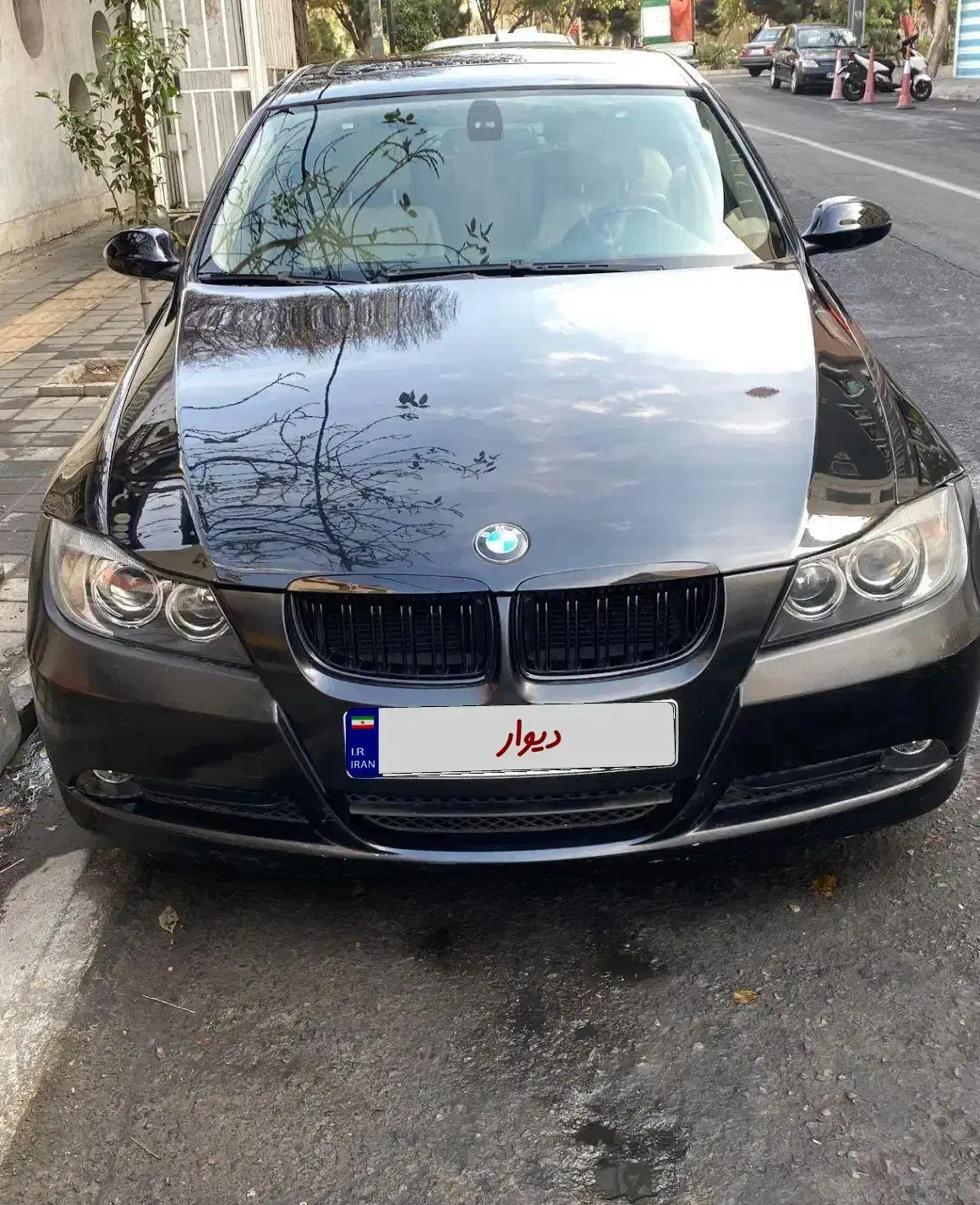 بی ام و ۳۲۰ آی|خودرو سواری و وانت|تهران, قلهک|دیوار