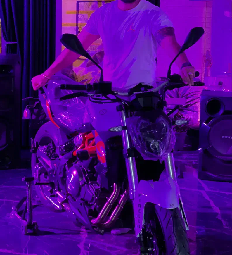 بنلی دوسیلندر مدل ۱۴۰۲|موتورسیکلت|کرج, کوی زنبق|دیوار