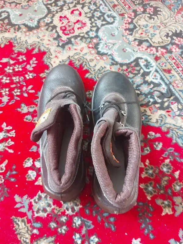 کفش ایمنی  پایار|کیف، کفش، کمربند|شاهین‌شهر, شهرک گلدیس|دیوار