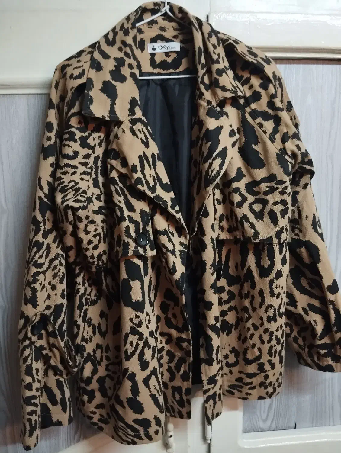 مانتو کتی پلنگی|لباس|رشت, جهاد|دیوار