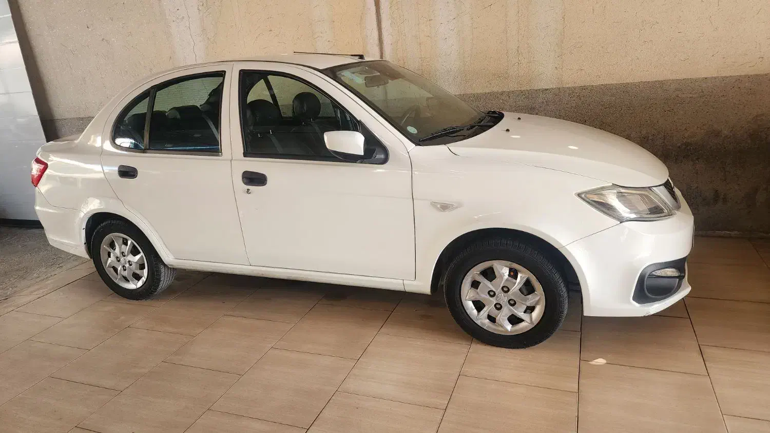 ساینا مدل 1402|خودرو سواری و وانت|یزد, |دیوار