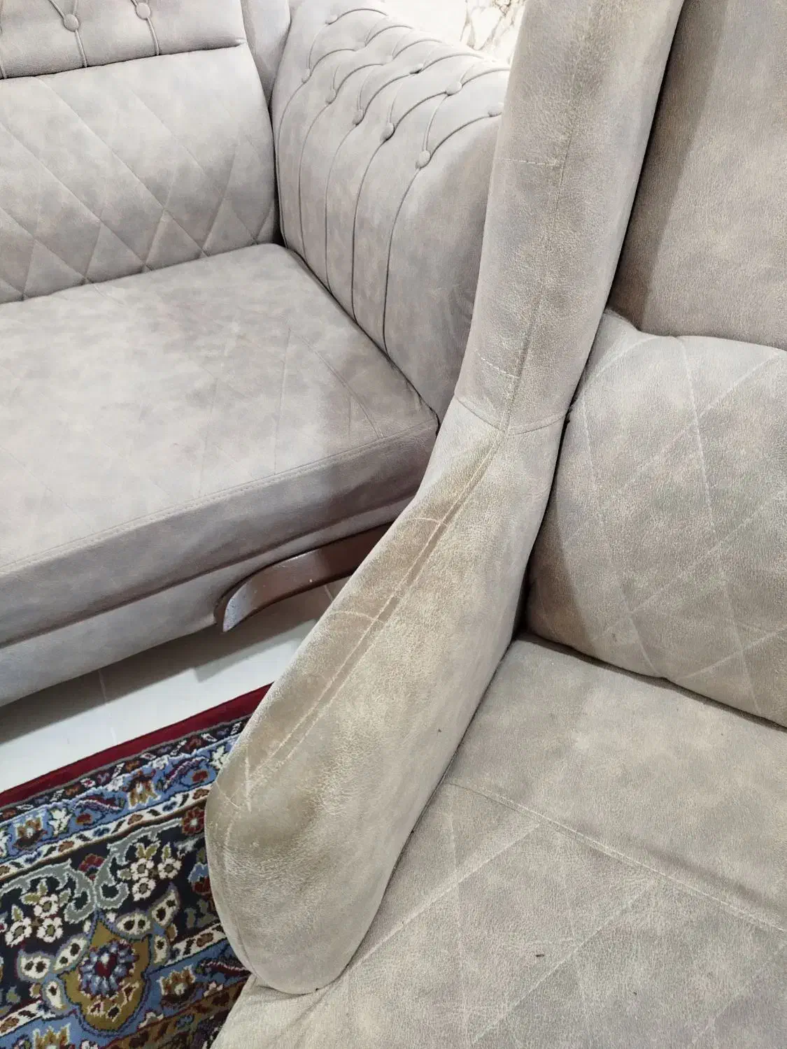 مبل شویی و فرش شویی در منزل پذیرفته میشود|خدمات نظافت|رشت, بازار|دیوار