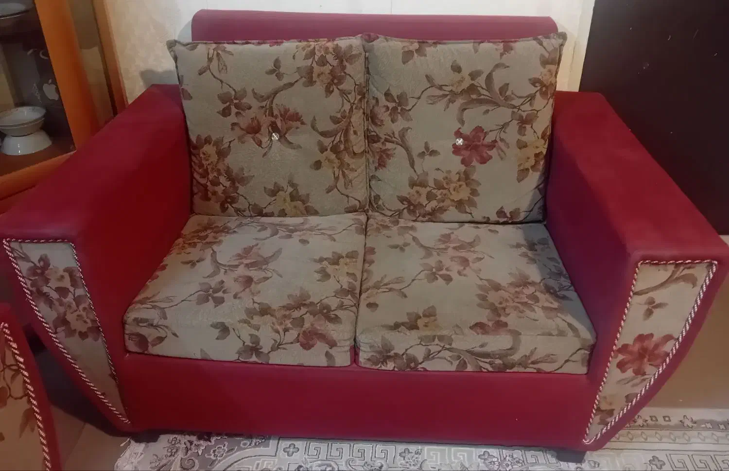 مبل ۷ نفره مخمل|مبلمان خانگی و میز عسلی|نیشابور, شهرک قدس|دیوار