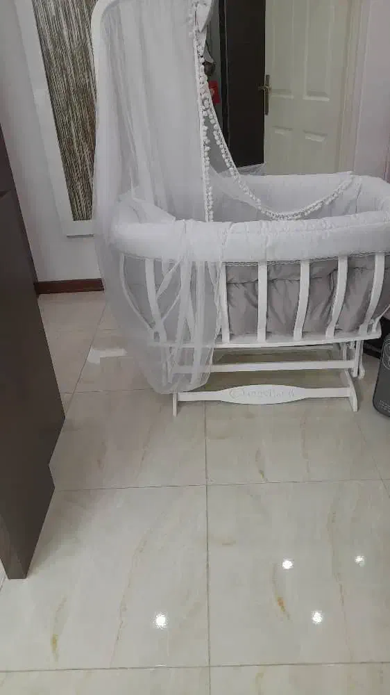 گهواره کنار مادر کاملا سالم ۲عدد|تخت و صندلی بچه|صومعه‌سرا, |دیوار