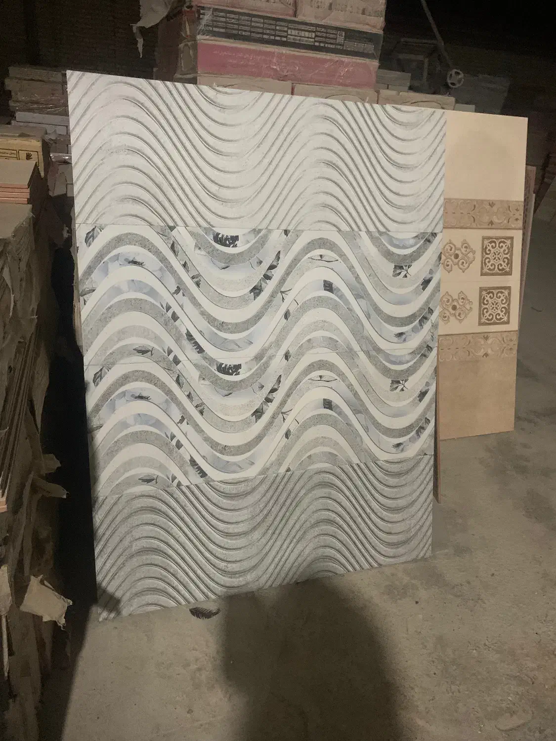 حراج کاشی بعلت تغییر شغل|مصالح و تجهیزات ساختمان|گنبد کاووس, |دیوار