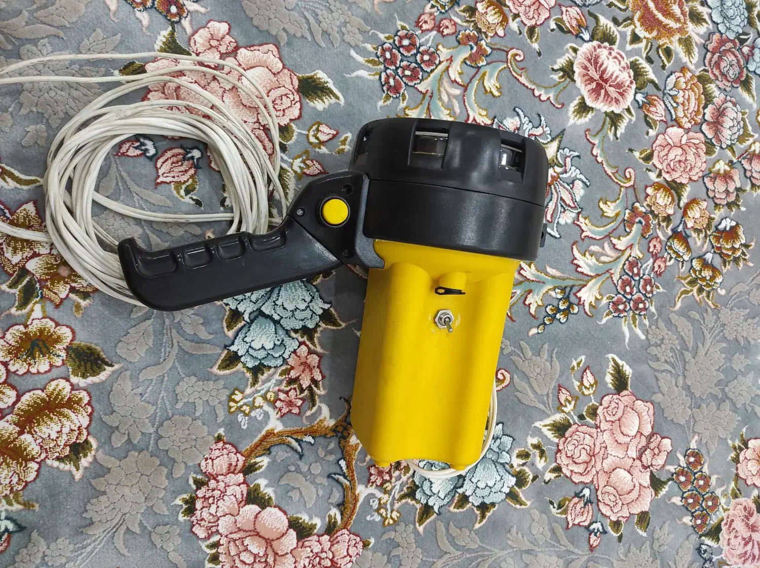 نور افکن شکاری|لامپ و چراغ|بانه, |دیوار