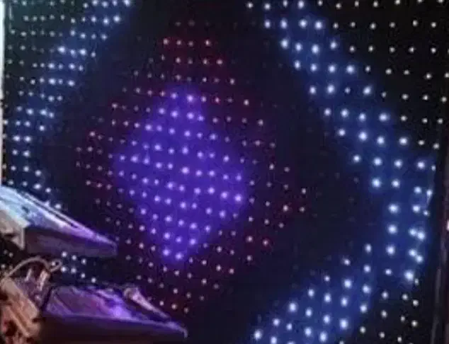 پرده LED با پایه|پرده، رانر، رومیزی|شیراز, کوشک میدان|دیوار