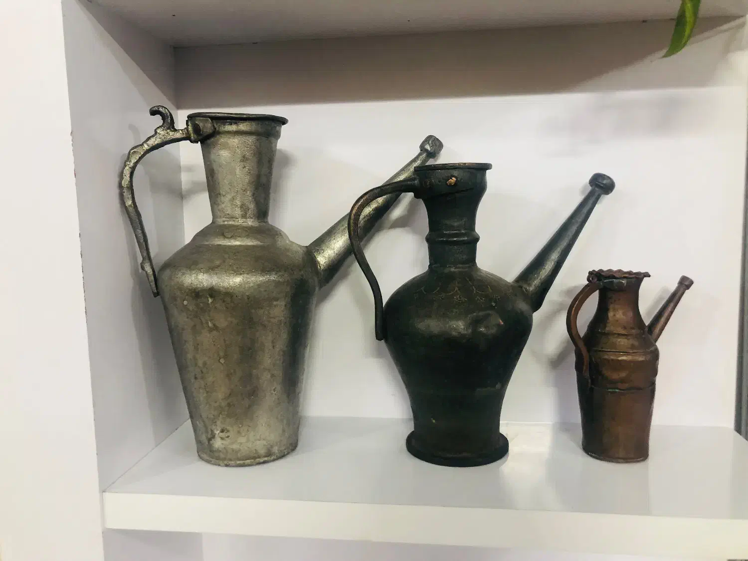 آفتابه مسی قدیمی|کلکسیون اشیاء عتیقه|مشهد, رستگار|دیوار