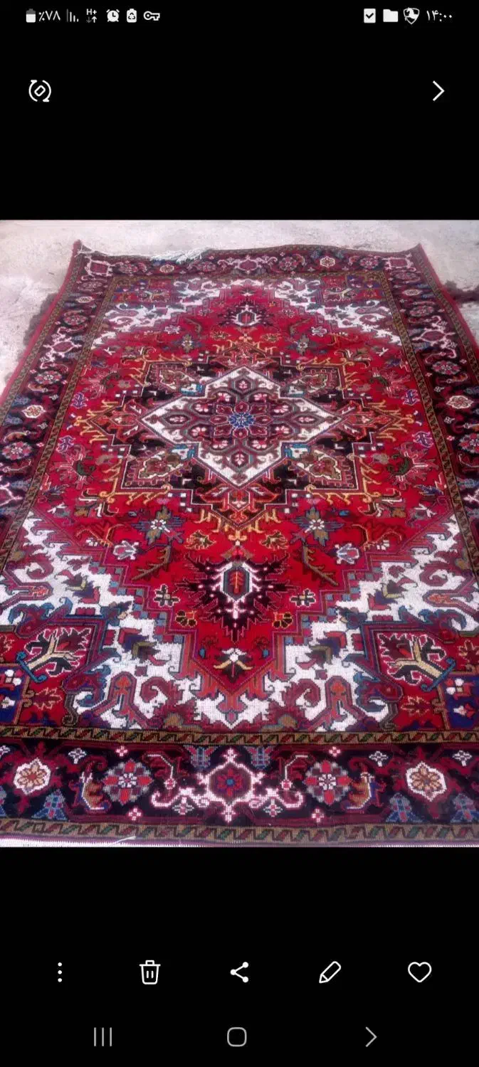 یک عدد فرش هریس تاجری|فرش|بستان آباد, |دیوار