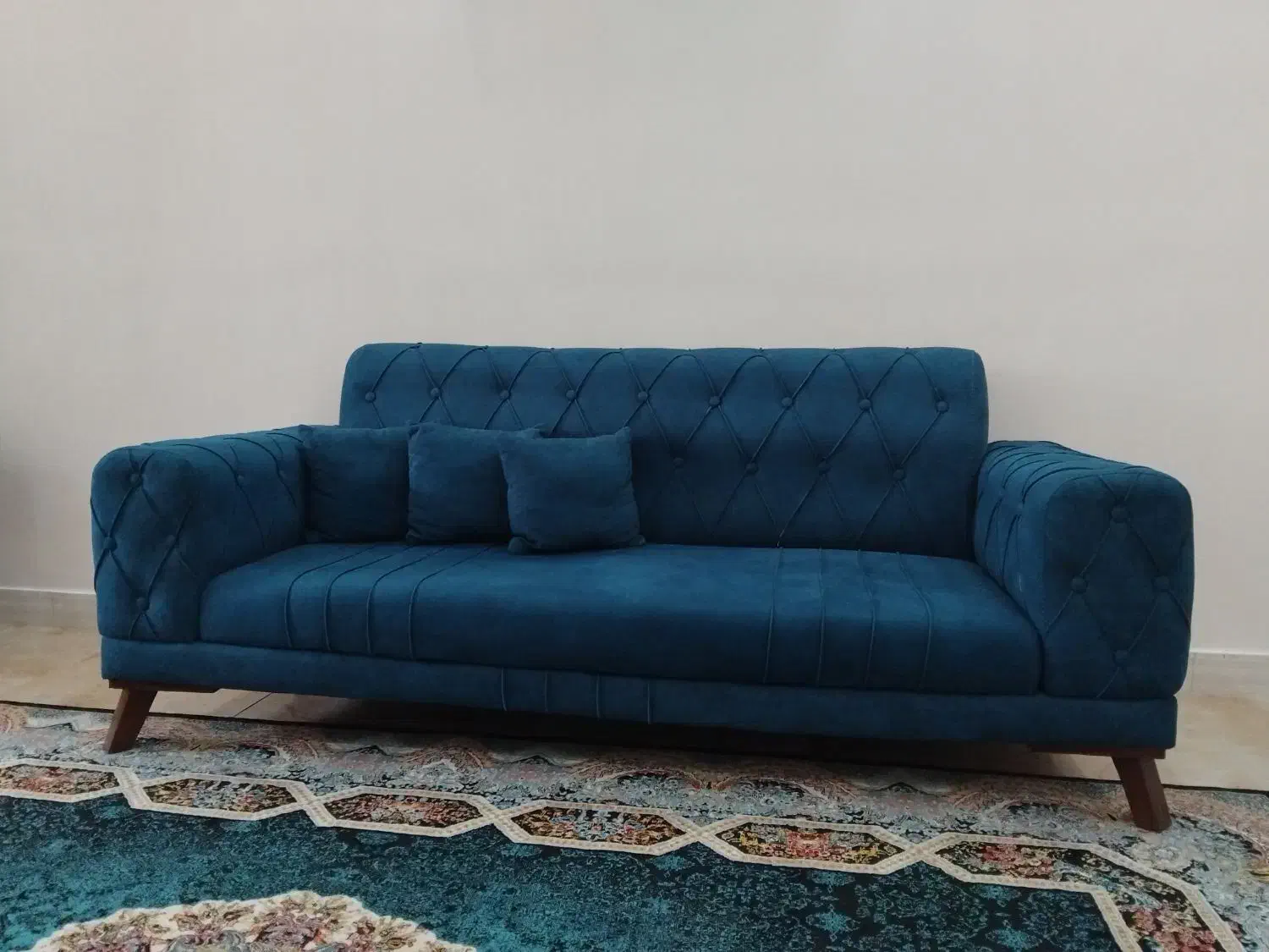 مبل|مبلمان خانگی و میز عسلی|رشت, دخانیات|دیوار