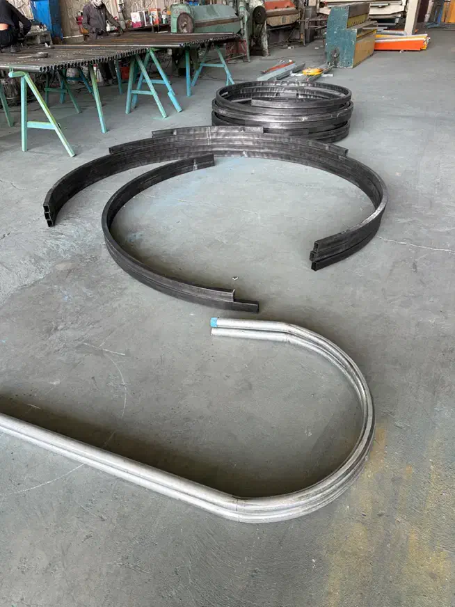 خمکاری و برشکاری|خدمات پیشه و مهارت|قم, شهرک خودرو|دیوار